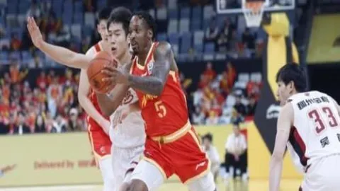 纽伦堡豪取主场六连胜，气势如虹！市场质疑声浪中，揭秘背后真相！